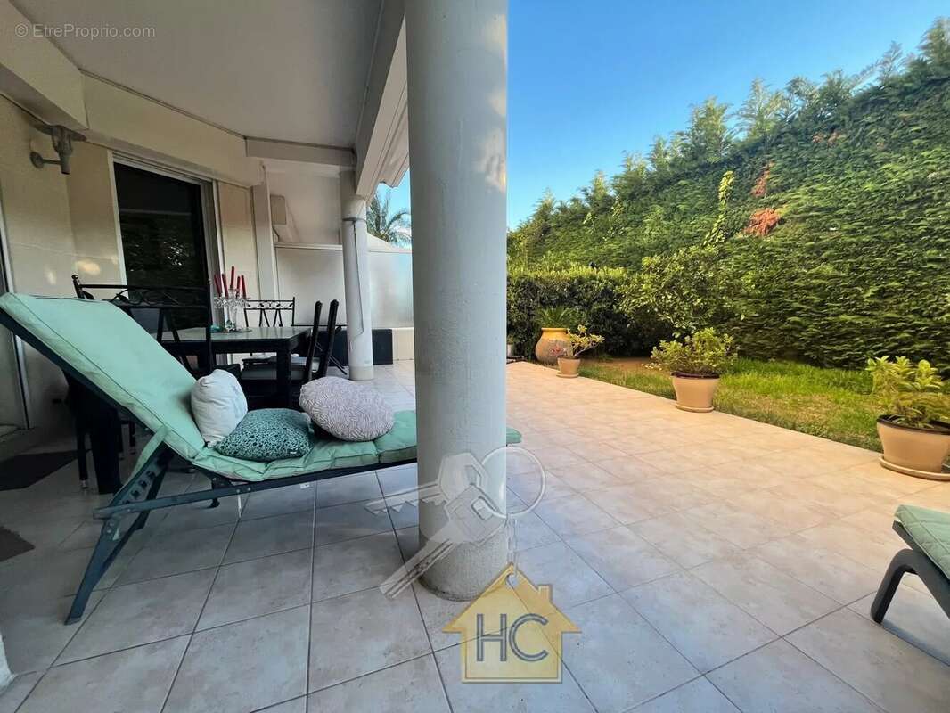 Appartement à CANNES