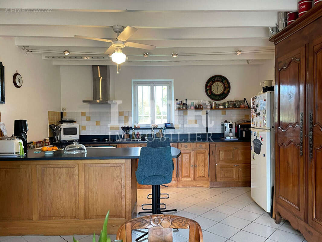 Maison à CONDE-SUR-HUISNE