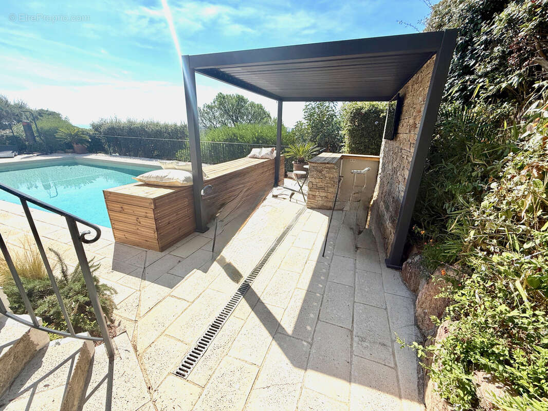 Maison à CAVALAIRE-SUR-MER