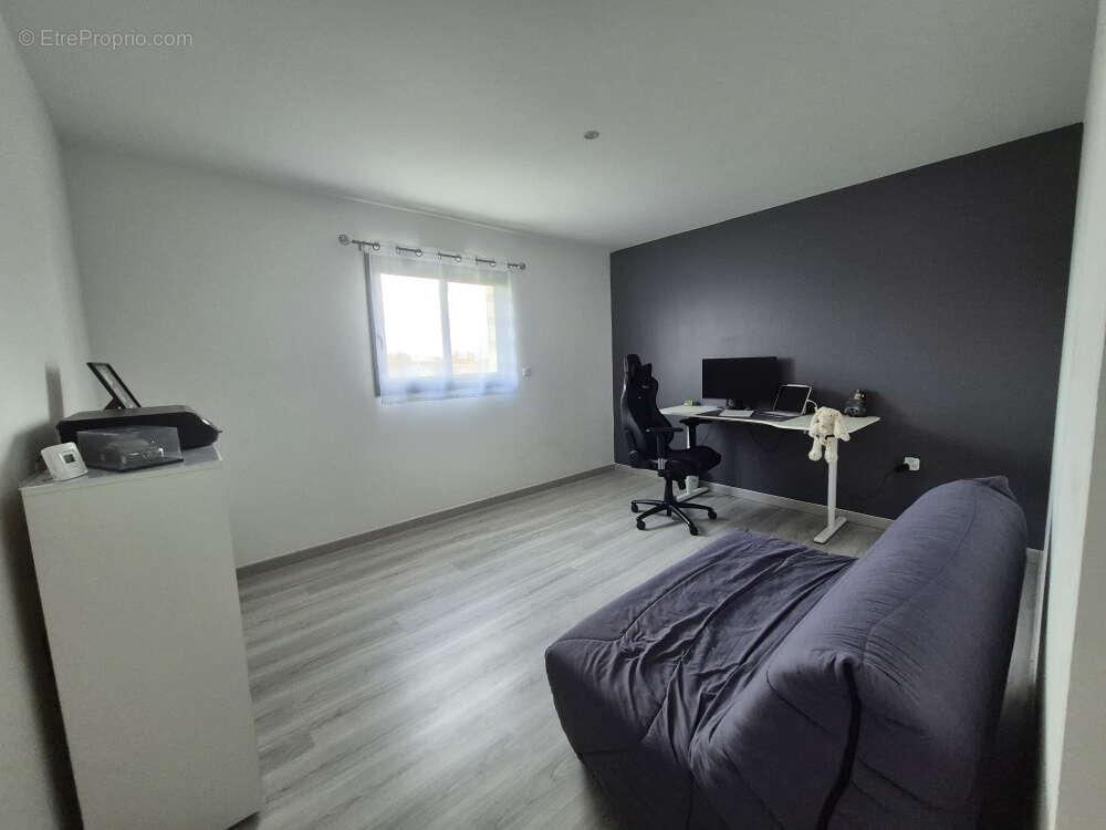 Maison à NEUFCHATEL-EN-BRAY