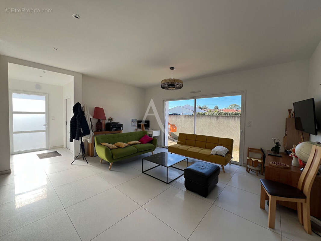 Maison à LONGEVILLE-SUR-MER