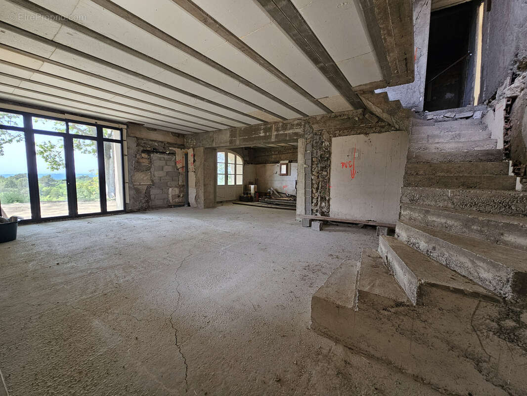 Maison à CASENEUVE