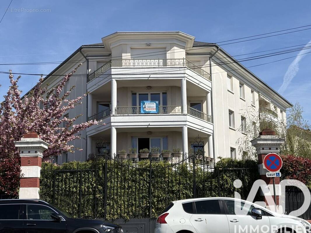 Photo 1 - Appartement à LE PERREUX-SUR-MARNE