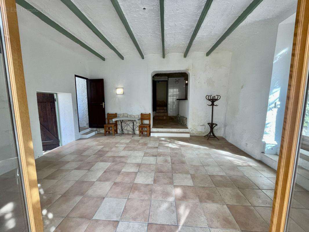 Appartement à ROQUEBRUNE-CAP-MARTIN