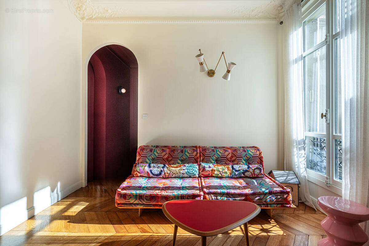 Appartement à PARIS-10E