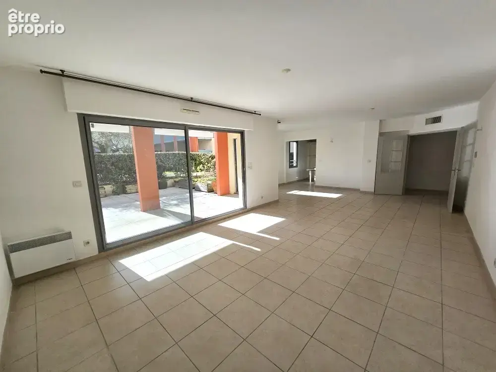 Terrasses de la Couronne - T4 - Terrasses - Garage. - photo 2