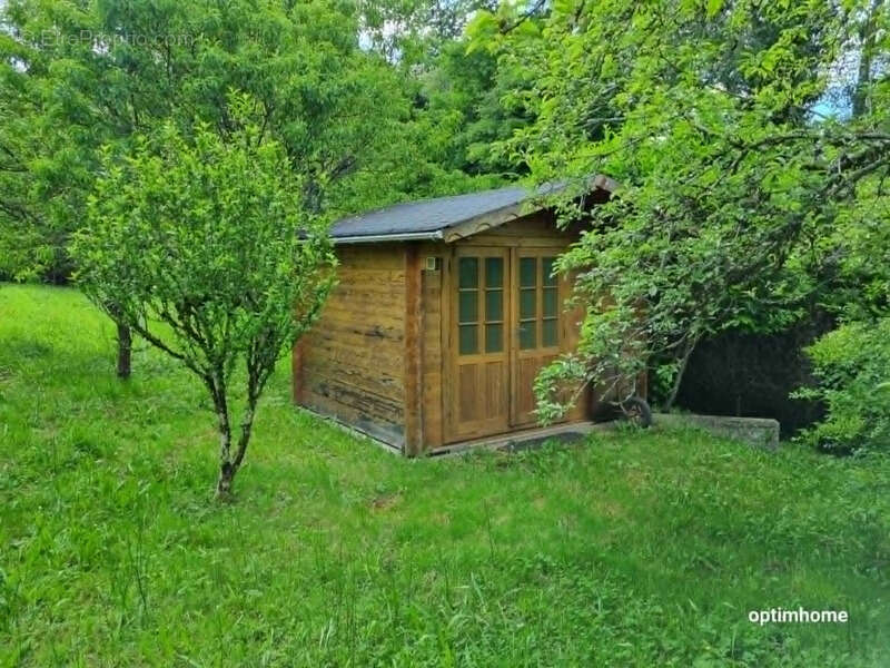 Maison à LAGUENNE