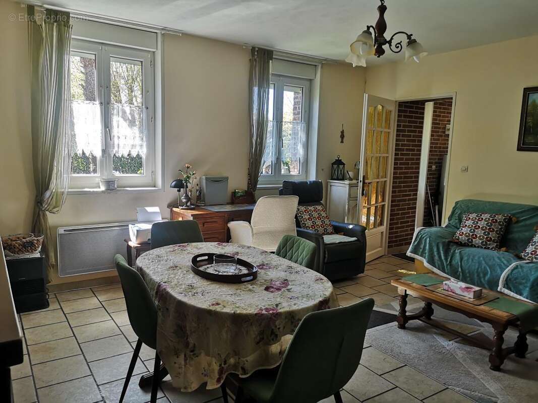 Maison à ESCAUDOEUVRES