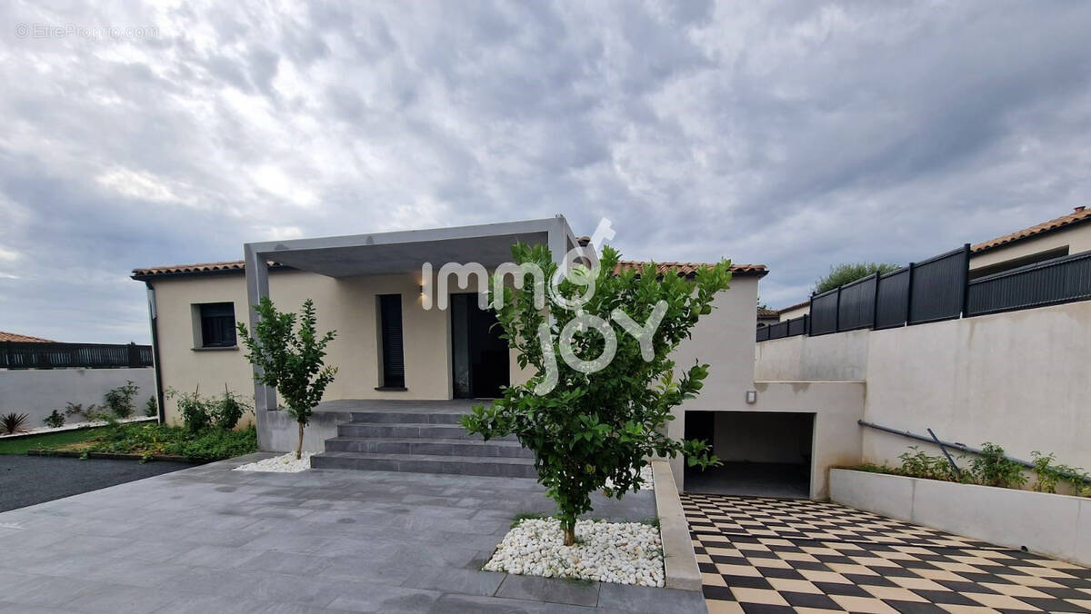 Maison à PENNAUTIER