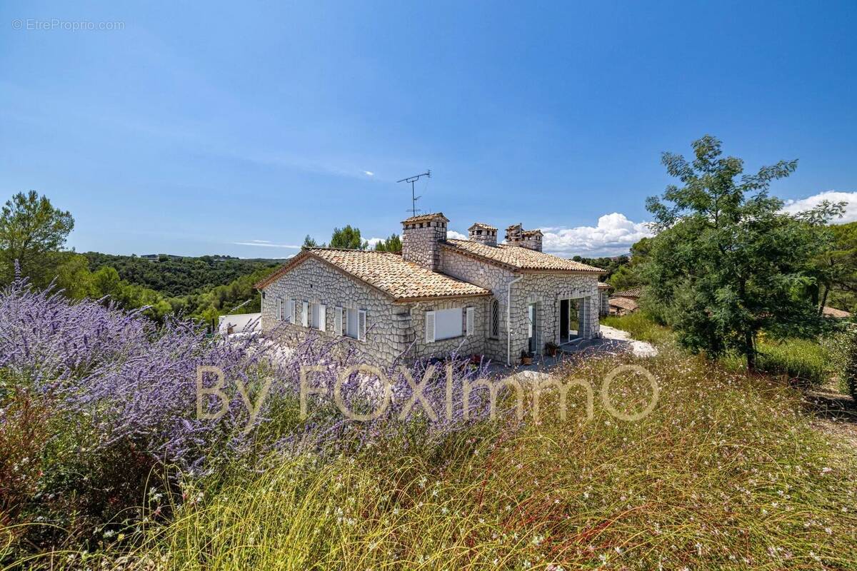 Maison à BIOT