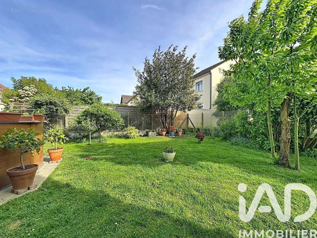 Photo 2 - Maison à OSNY