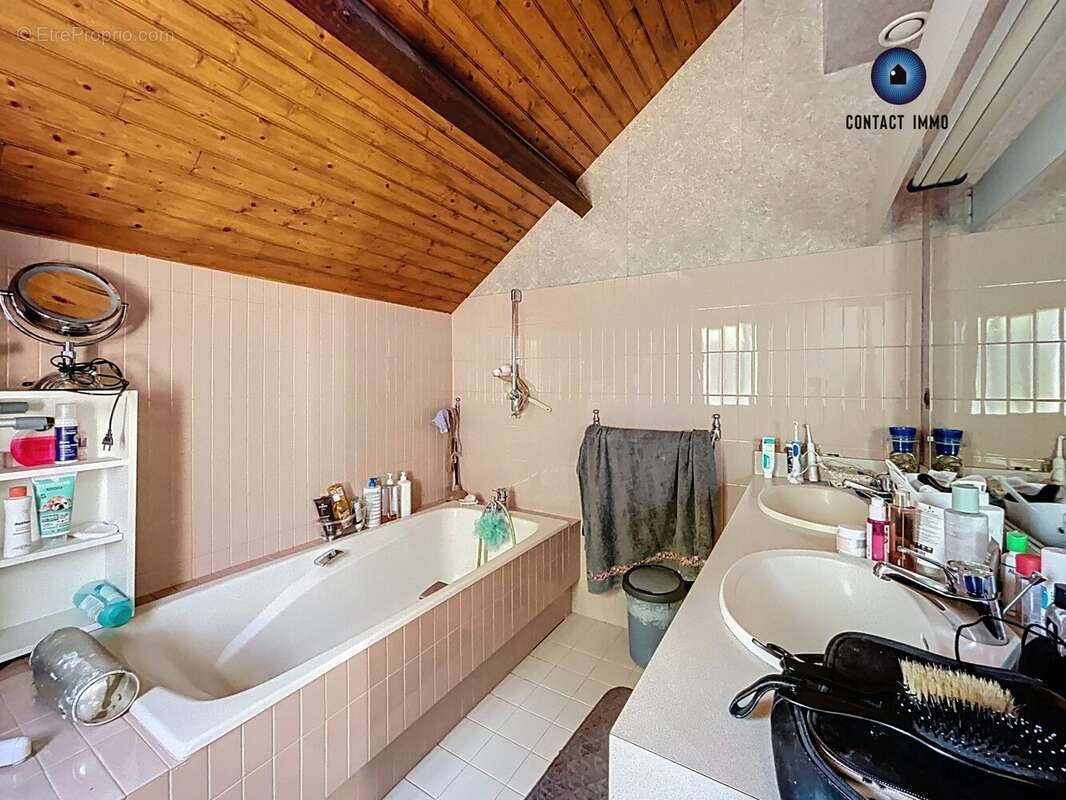 Maison à SAINTE-FEREOLE