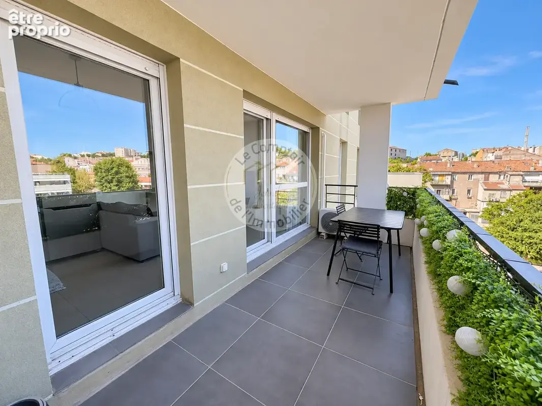 Saint louis : type 2 moderne avec terrasse a la vue degagee - photo 11