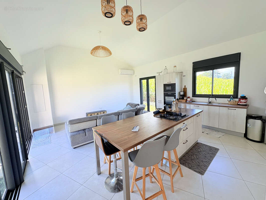 Maison à SAINT-PIERRE