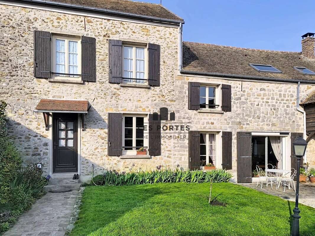 Maison à CHAMPCUEIL