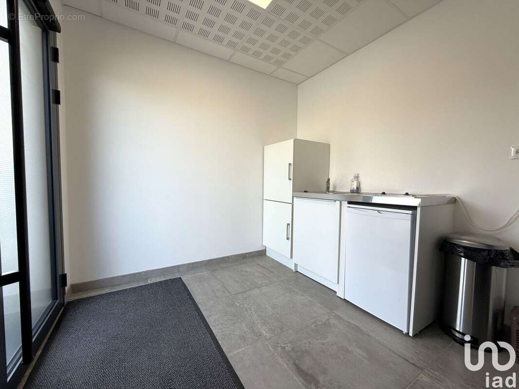 Photo 3 - Commerce à LIEUREY