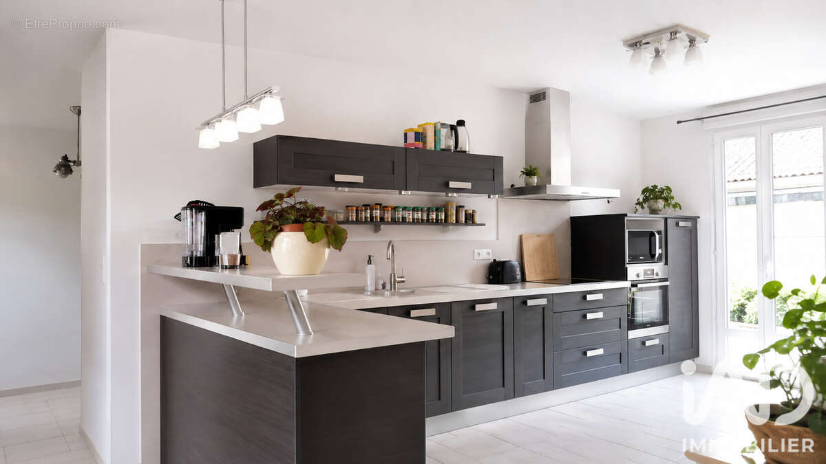 Maison 139 m² à Bollene  - photo 3