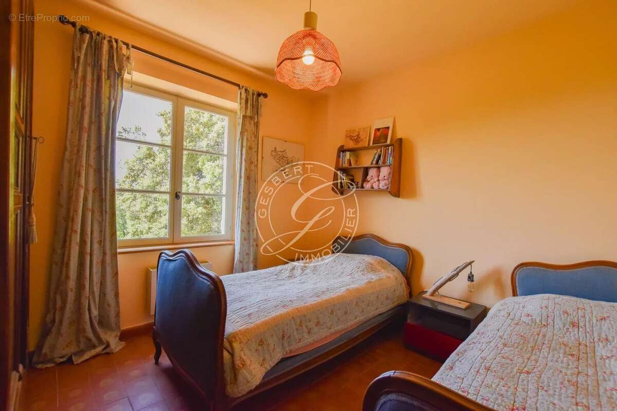 Maison à TOURTOUR