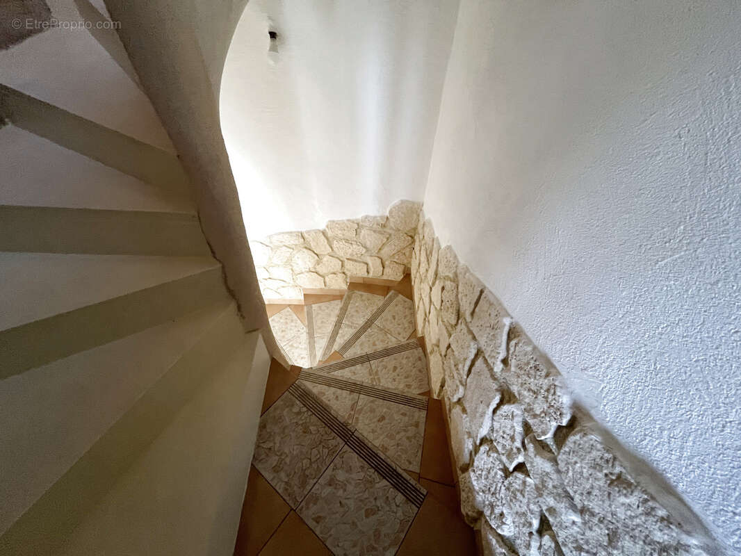 Maison à MONTBRUN-DES-CORBIERES