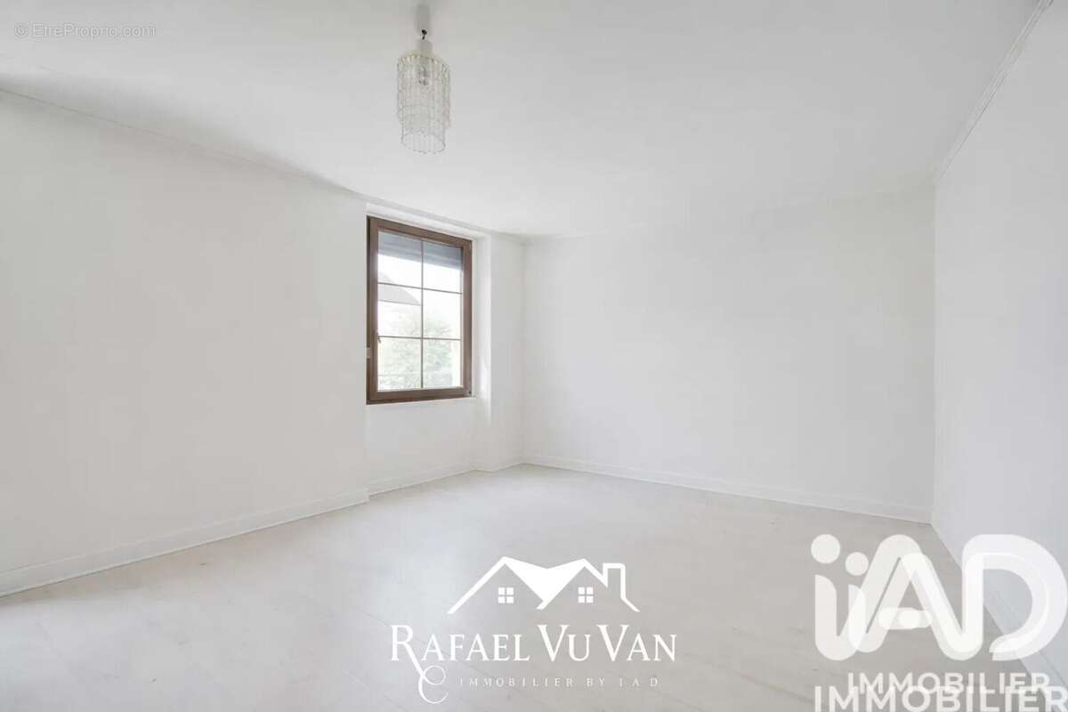Maison 113 m² à Mery-Sur-Oise  - photo 8