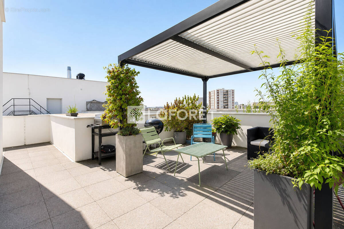 Appartement à GENNEVILLIERS