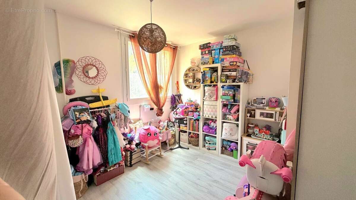 Appartement à LA VALETTE-DU-VAR