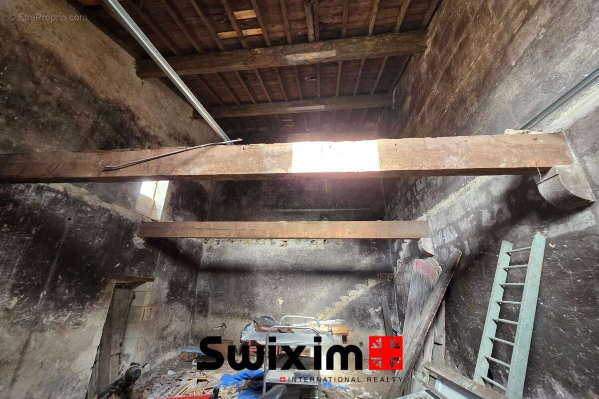 Maison à SAINT-ESTEPHE