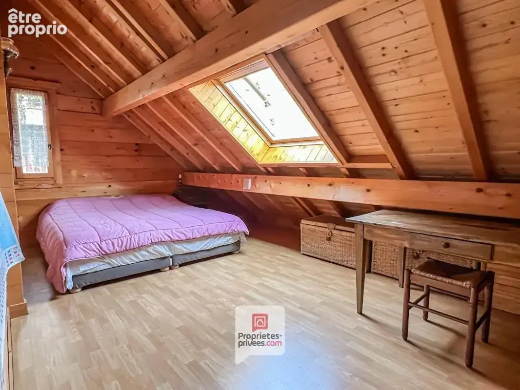 Plateau des Petites Roches (38660) - Chalet en madriers 4 chambres+ studio + carport + jardin - photo 14