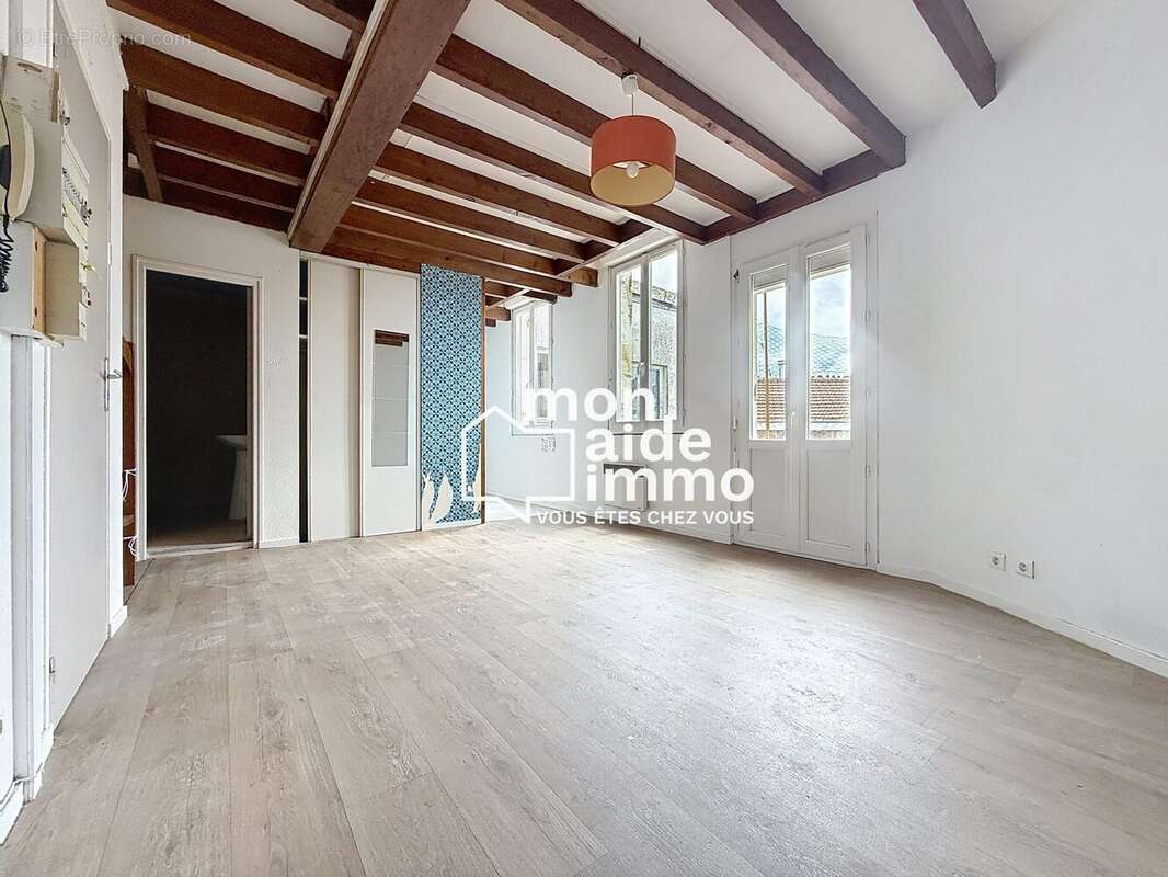 Appartement à BORDEAUX