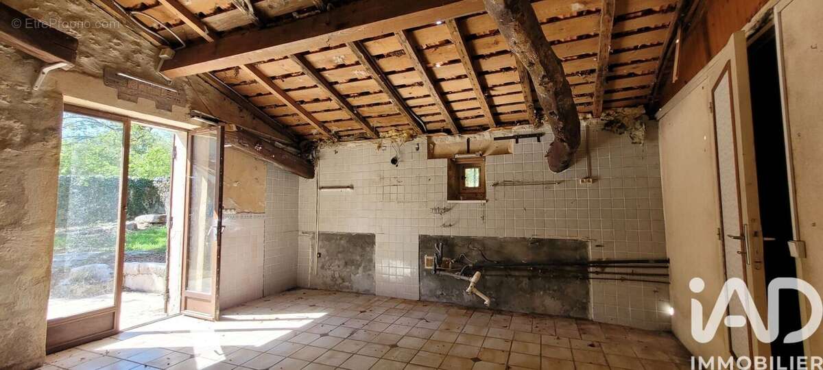Maison 110 m² à Varaize  - photo 3