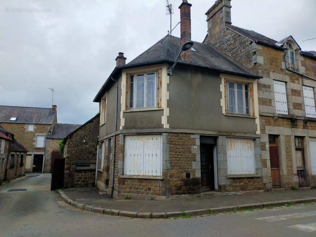 Maison à LIGNIERES-ORGERES
