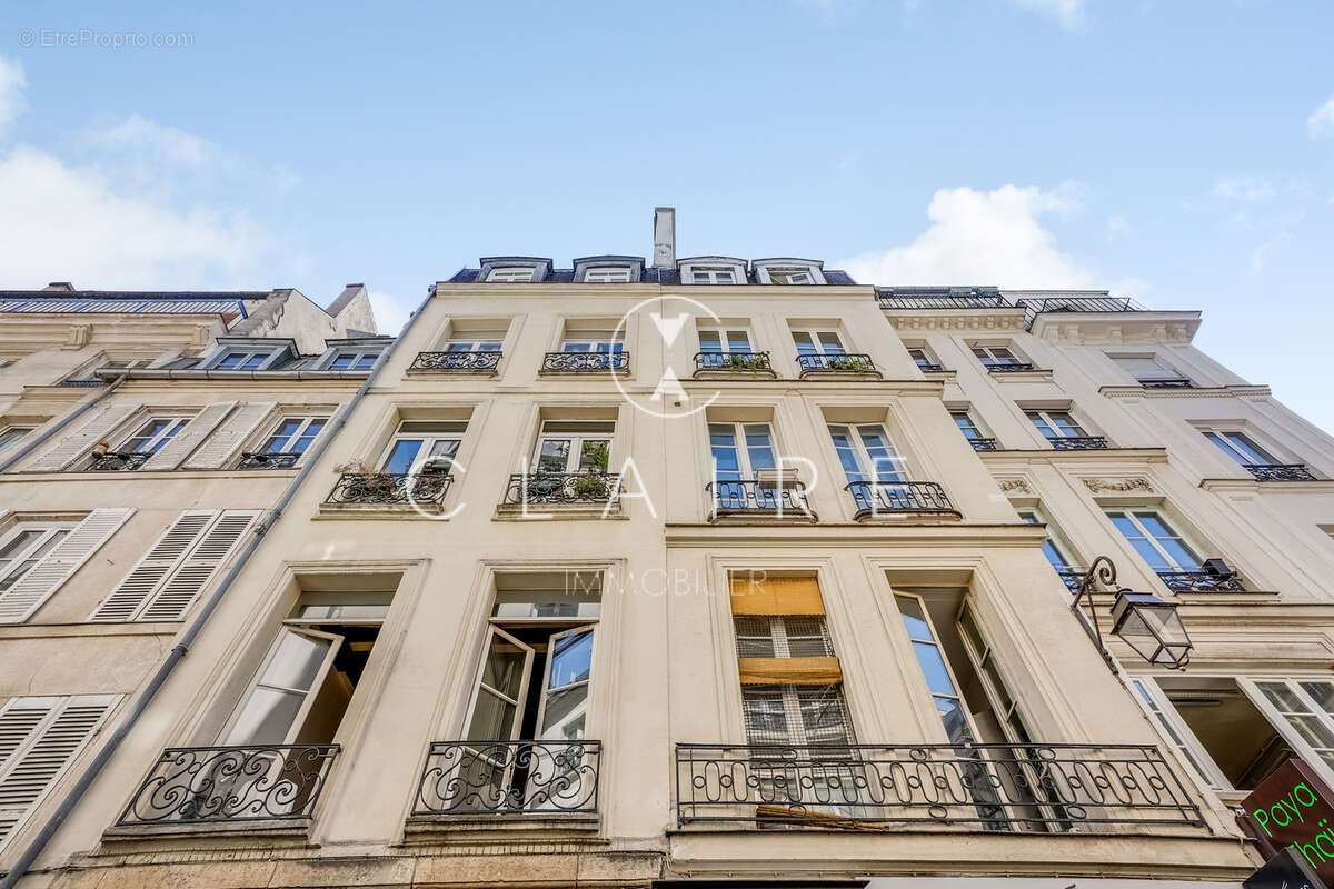 Appartement à PARIS-3E