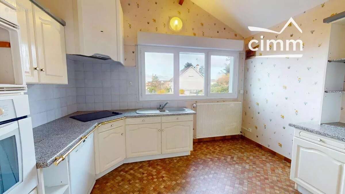 Maison à SAINT-CYR-EN-VAL