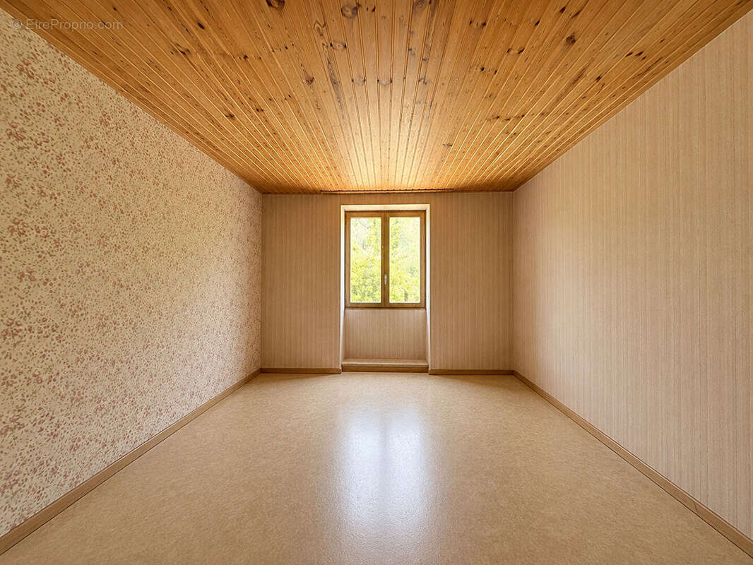 Maison Mouilleron 3 pièce(s) 90 m2 - photo 4