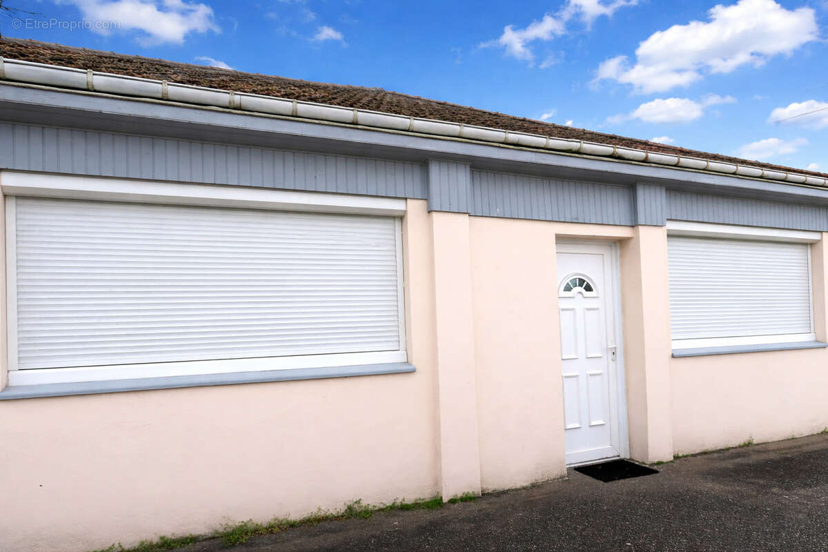 Commerce à SOTTEVILLE-LES-ROUEN