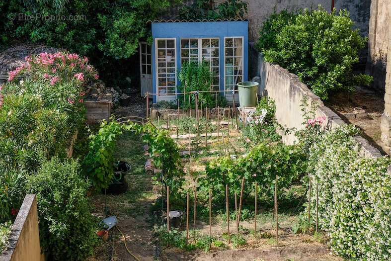 Maison à SAINT-QUENTIN-LA-POTERIE