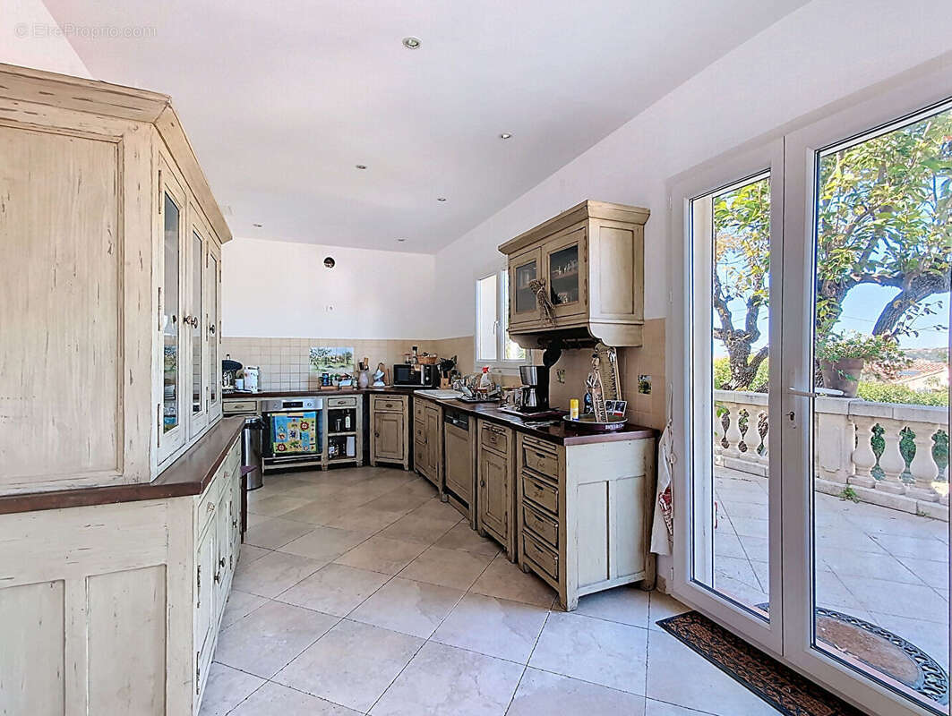 Maison à MARSEILLE-11E