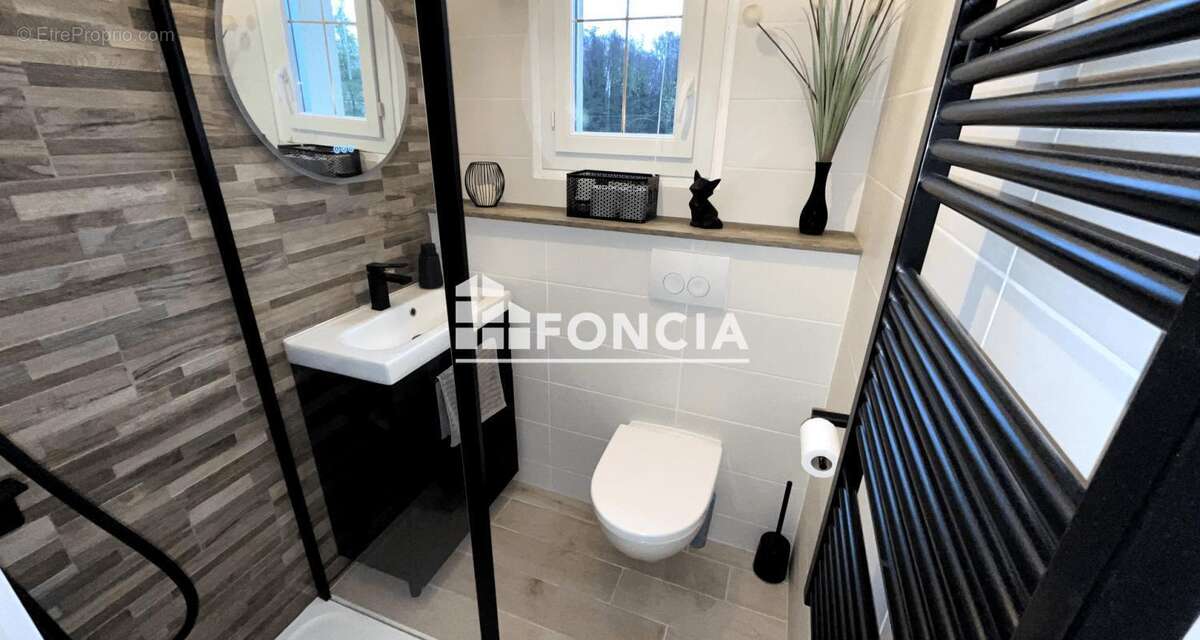 Maison à MERY-SUR-OISE