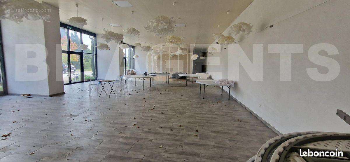 8c230011ded454910306ab69b2849e0d455bc8b2 - Maison à MAS-SAINTES-PUELLES