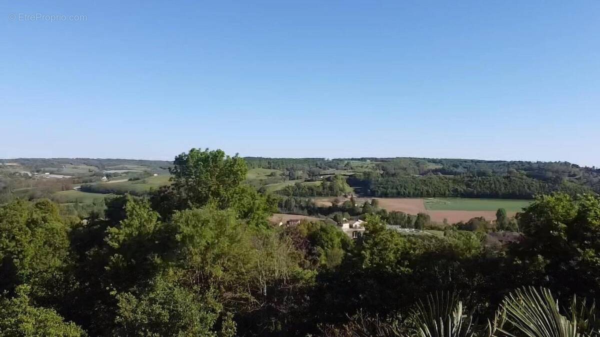 Photo 1 - Maison à HAUTERIVES