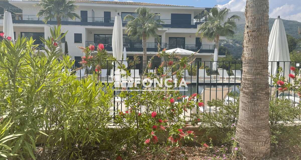 Appartement à VENCE