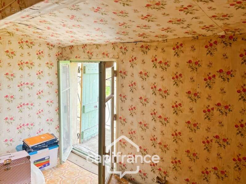 Maison à SAINT-ROMAIN-LE-NOBLE