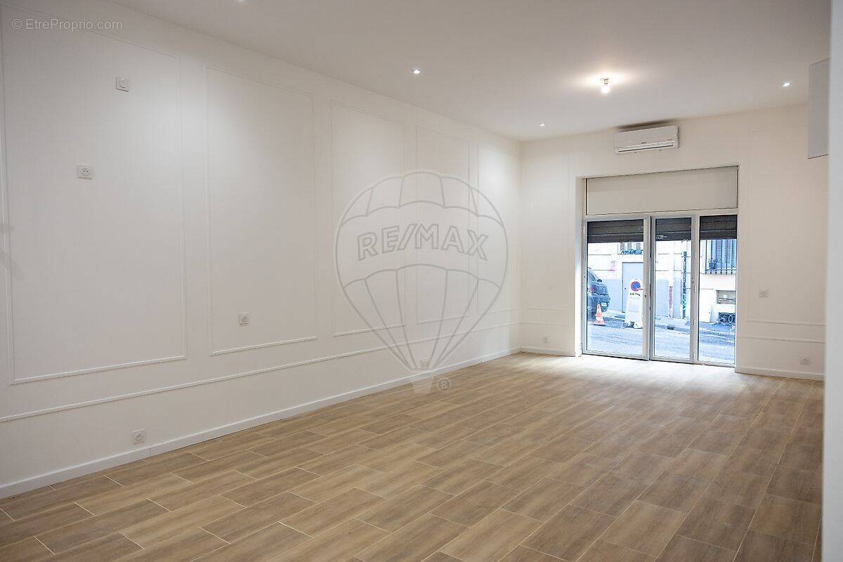 Commerce à MARSEILLE-4E