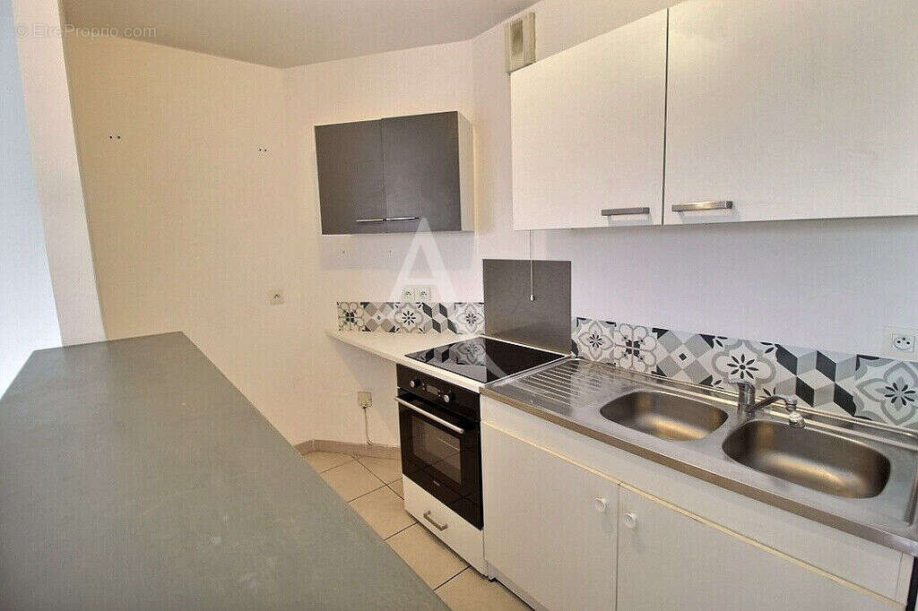Appartement à MARSEILLE-8E