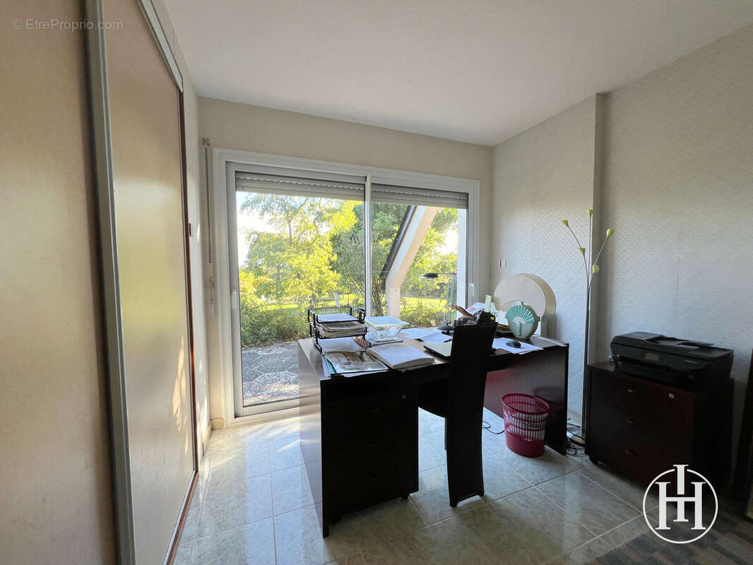 Maison à SAINT-PIERRE-LES-ETIEUX