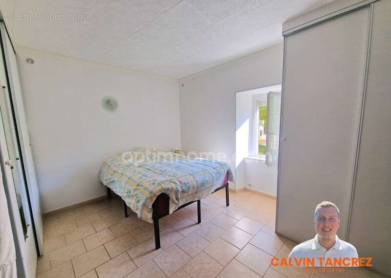 Appartement à SAINT-BRES