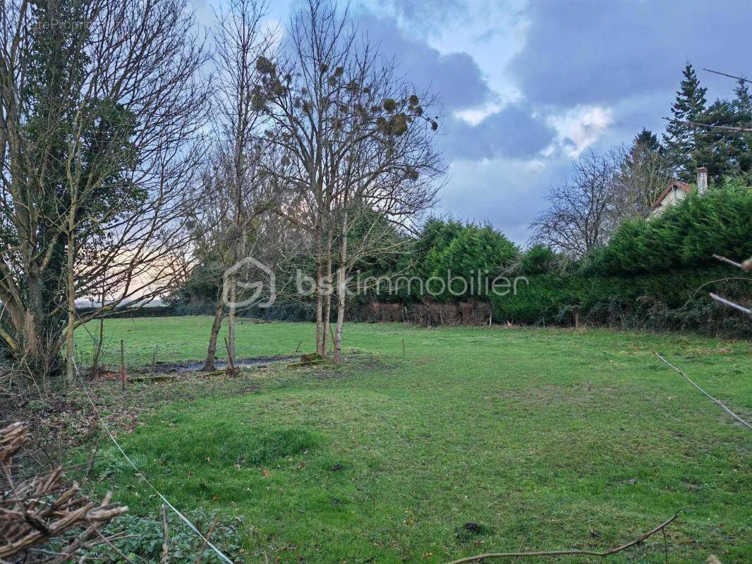 Terrain à LIGESCOURT