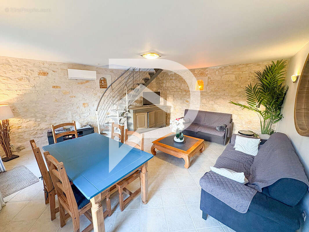 Maison à SAINT-GEORGES-DE-DIDONNE