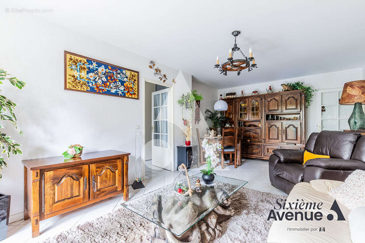 Appartement à ARPAJON