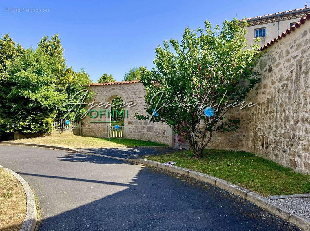 Maison à SAINT-GEORGES-LAGRICOL
